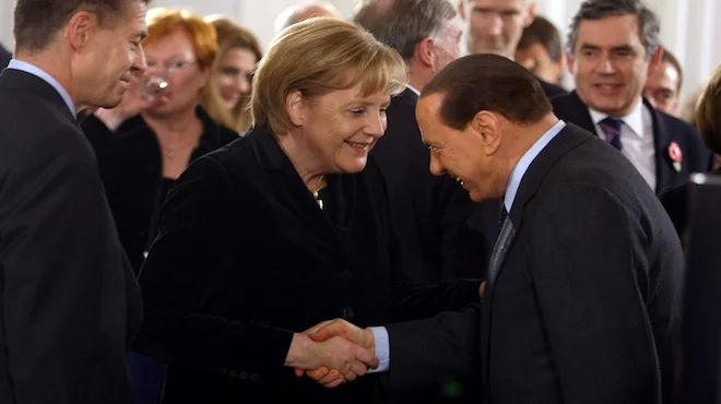 Tutti gli eurodisastri di Berlusconi: così ha affossato il Made in Italy