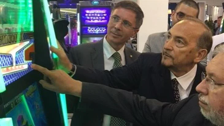 Azzardo: il governo inganna Regioni e Comuni