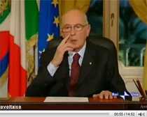 Napolitano su YouTube: non lasciatelo solo!