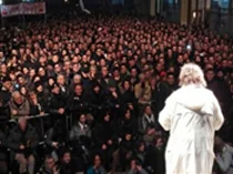 Tour di Beppe Grillo per le comunali 2013