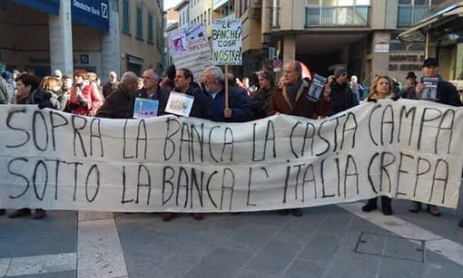Il M5S ad Arezzo con i risparmiatori truffati #Etruria