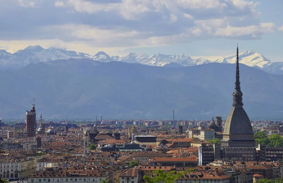 Torino prosegue il percorso di candidatura intrapreso, ma a determinate condizioni, secondo il nostro modello