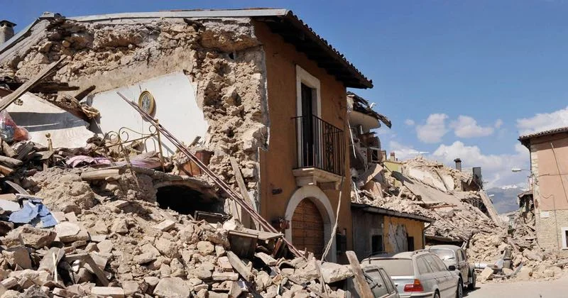 SMS sisma: lasciamoli a chi ne ha bisogno