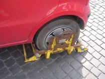 Le ganasce di Equitalia