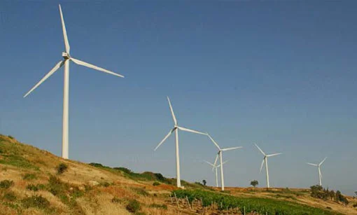 Renzi combatte contro i mulini a vento