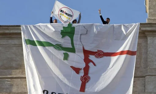 Vittoria! Il M5S ha salvato la Costituzione dai partiti!