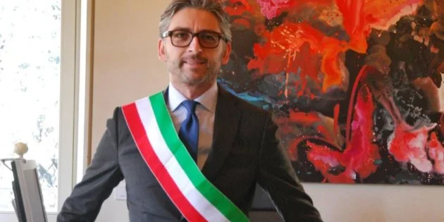 Ndrangheta e politica: manette per un sindaco di Forza Italia