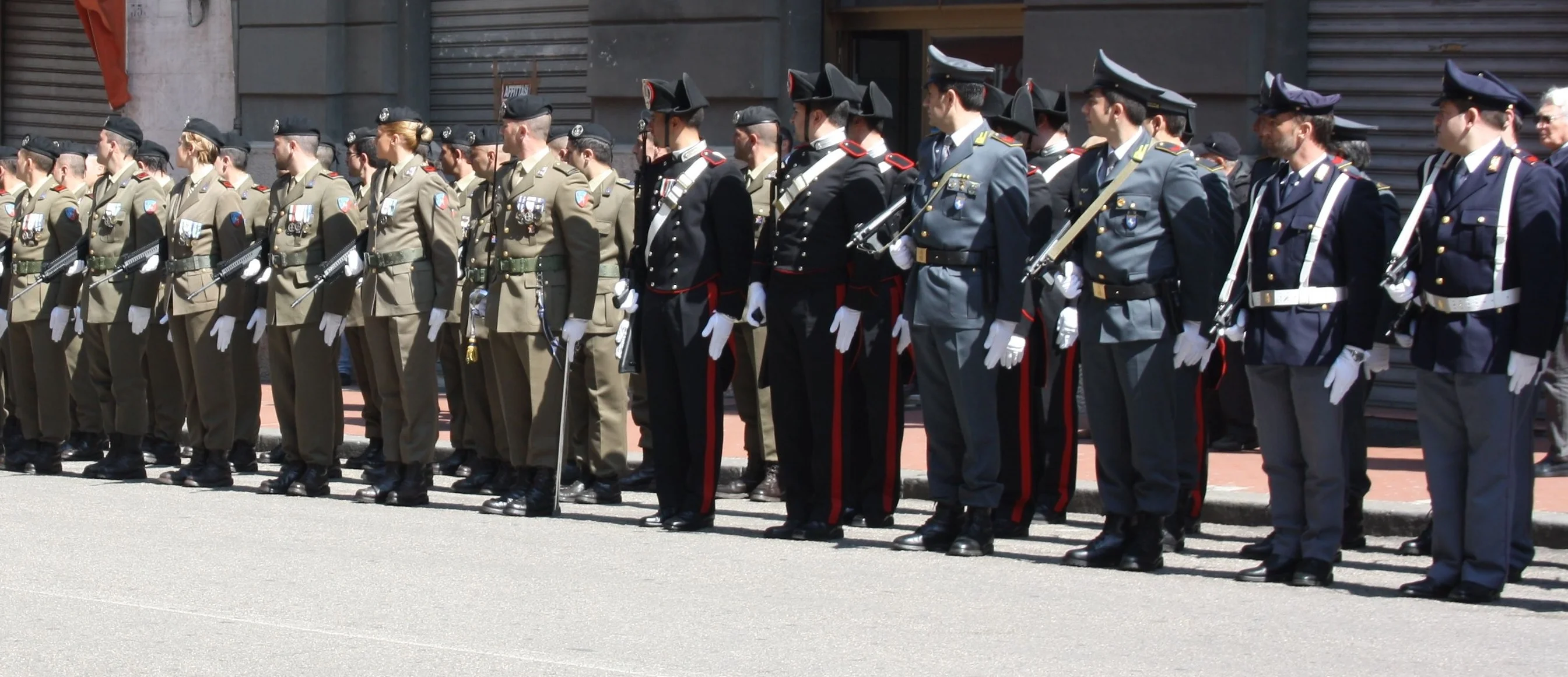 #ProgrammaSicurezza - Riorganizzazione delle forze dell'ordine