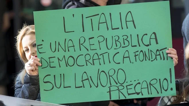In Italia troppi precari: il caso arriva al Parlamento europeo