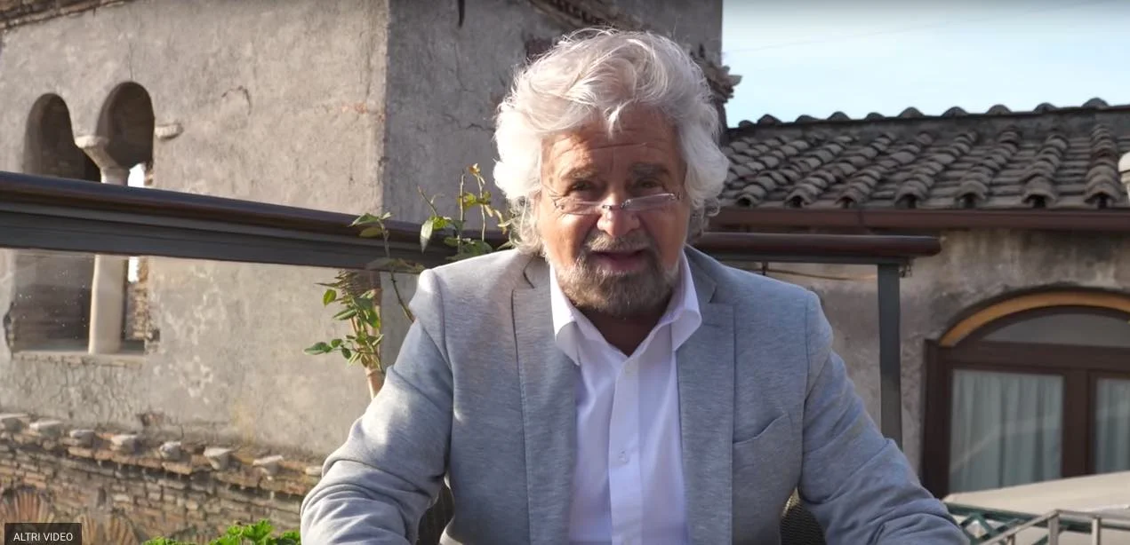 Messaggio di Beppe Grillo a Berlusconi sulla Sicilia