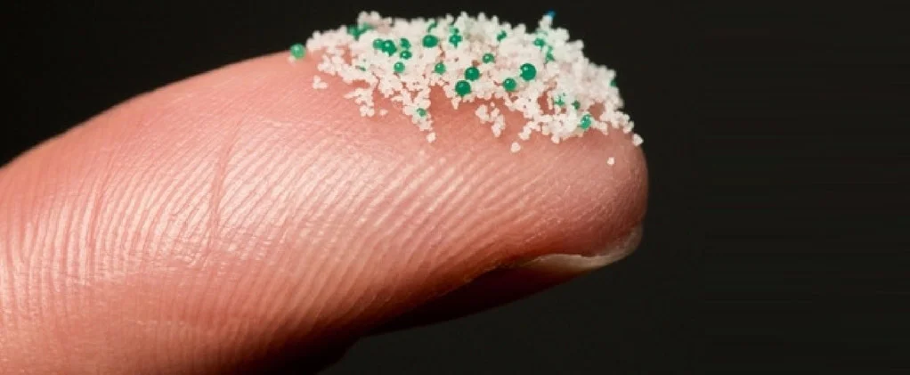 I microgranuli che distruggono il nostro mare