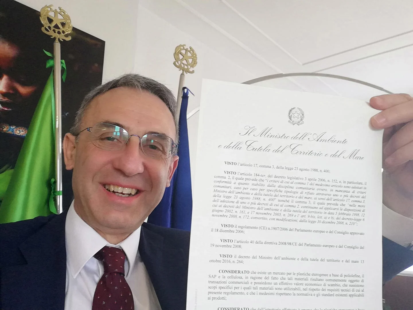 Firmato il decreto end of waste: stop all'incenerimento dei pannolini usati
