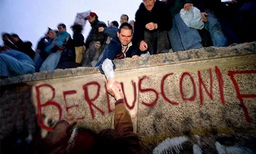 Berlusconi è morto. Viva Berlusconi!