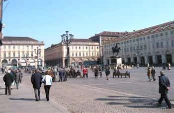 Chi semina parcheggi raccoglie traffico