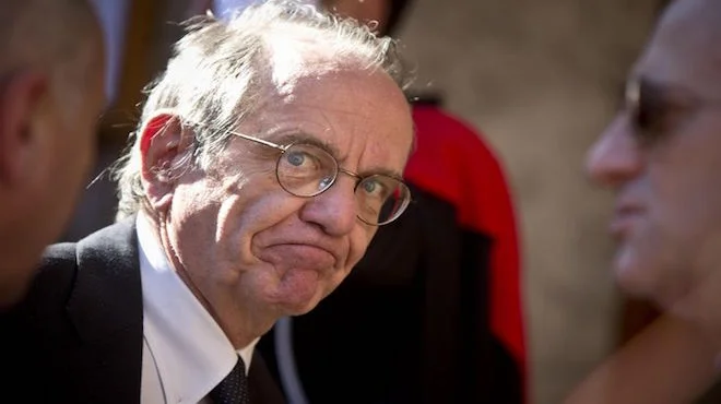 L'UE sgrida Padoan: ennesima sceneggiata in salsa europea