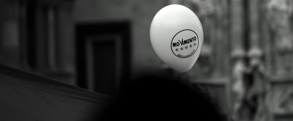 La linea politica del MoVimento 5 Stelle la decidono gli iscritti