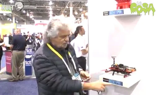 Beppe Grillo al #CES2015 di Las Vegas e i Droni fai-da-te